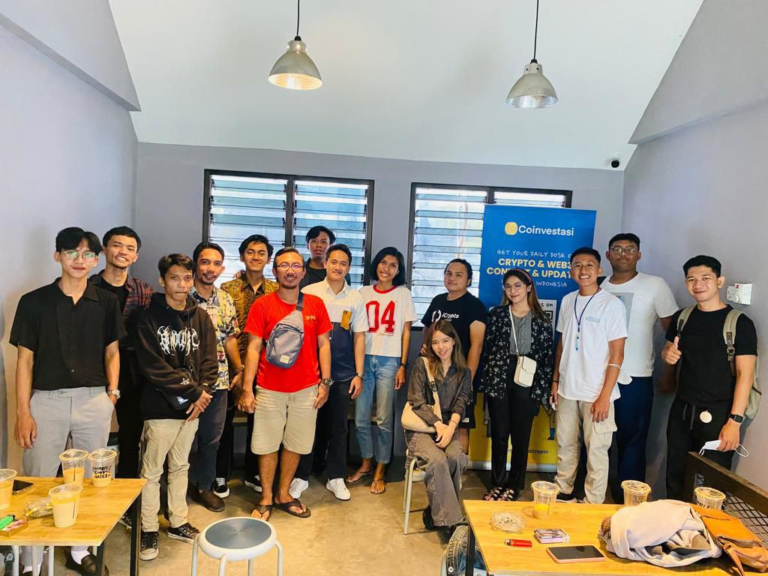 Participants at a Crypto and Web3 community meetup